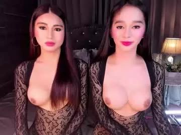 Girls and cam to cam: Watch as these sophisticated entertainers uncover their stunning costumes and curvaceous curves online!