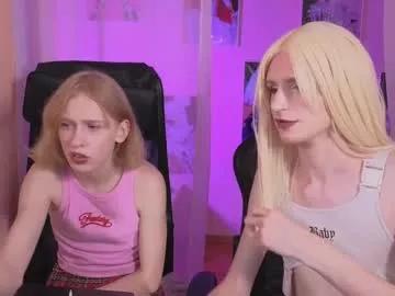 Girls and cam to cam: Watch as these sophisticated entertainers uncover their stunning costumes and curvaceous curves online!