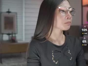 belle_adrienne from Chaturbate