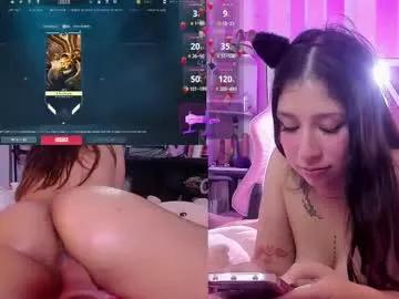 Girls and cam to cam: Watch as these sophisticated entertainers uncover their stunning costumes and curvaceous curves online!