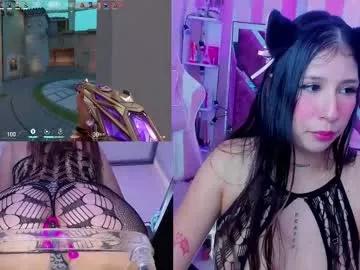 Girls and cam to cam: Watch as these sophisticated entertainers uncover their stunning costumes and curvaceous curves online!