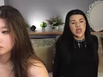 Girls and cam to cam: Watch as these sophisticated entertainers uncover their stunning costumes and curvaceous curves online!