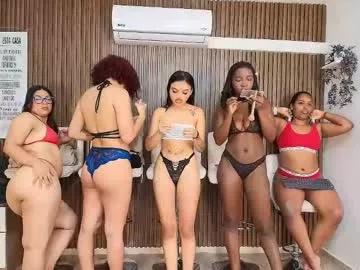 Girls and cam to cam: Watch as these sophisticated entertainers uncover their stunning costumes and curvaceous curves online!