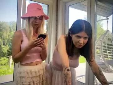Girls and cam to cam: Watch as these sophisticated entertainers uncover their stunning costumes and curvaceous curves online!