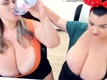 Girls and cam to cam: Watch as these sophisticated entertainers uncover their stunning costumes and curvaceous curves online!
