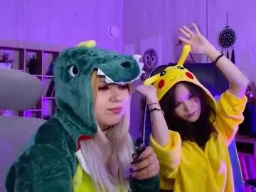 Girls and cam to cam: Watch as these sophisticated entertainers uncover their stunning costumes and curvaceous curves online!