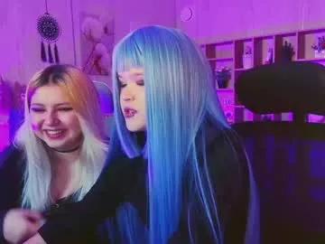 Girls and cam to cam: Watch as these sophisticated entertainers uncover their stunning costumes and curvaceous curves online!
