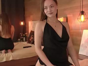 Girls and cam to cam: Watch as these sophisticated entertainers uncover their stunning costumes and curvaceous curves online!