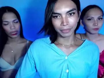 Girls and cam to cam: Watch as these sophisticated entertainers uncover their stunning costumes and curvaceous curves online!
