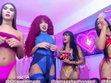 Girls and cam to cam: Watch as these sophisticated entertainers uncover their stunning costumes and curvaceous curves online!