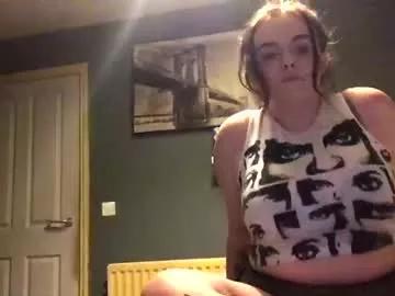ezziii from Chaturbate