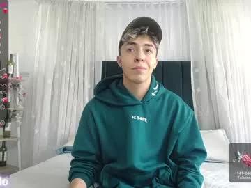 fabbio_smantha from Chaturbate