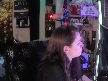 goddessinthacl0udz from Chaturbate