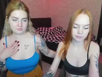 Girls and cam to cam: Watch as these sophisticated entertainers uncover their stunning costumes and curvaceous curves online!