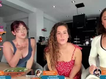 Girls and cam to cam: Watch as these sophisticated entertainers uncover their stunning costumes and curvaceous curves online!