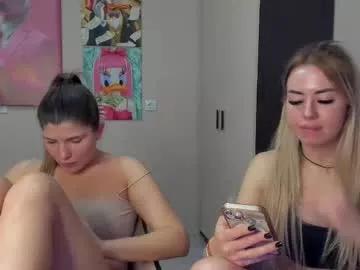 Girls and cam to cam: Watch as these sophisticated entertainers uncover their stunning costumes and curvaceous curves online!