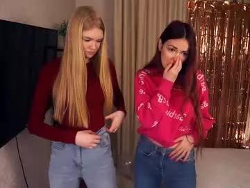 Girls and cam to cam: Watch as these sophisticated entertainers uncover their stunning costumes and curvaceous curves online!