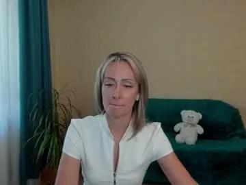 julia__cherry_ from Chaturbate is Freechat