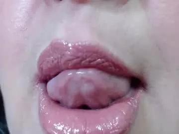 kerly_doll from Chaturbate is Freechat