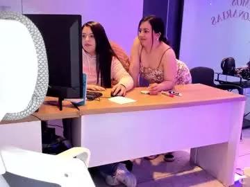 Girls and cam to cam: Watch as these sophisticated entertainers uncover their stunning costumes and curvaceous curves online!