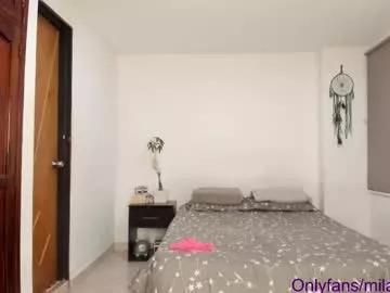 lauritamilan1 from Chaturbate is Freechat