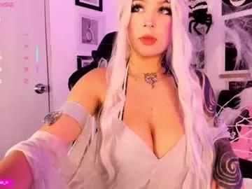 Girls and cam to cam: Watch as these sophisticated entertainers uncover their stunning costumes and curvaceous curves online!