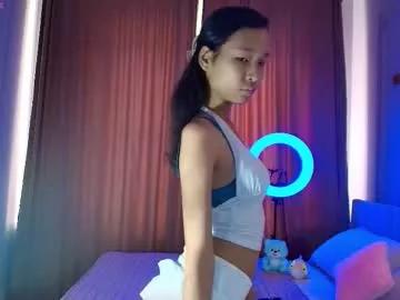 lihnpham model from Chaturbate