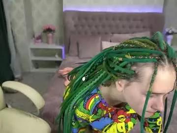 lilelfiee from Chaturbate