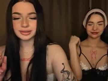 Girls and cam to cam: Watch as these sophisticated entertainers uncover their stunning costumes and curvaceous curves online!