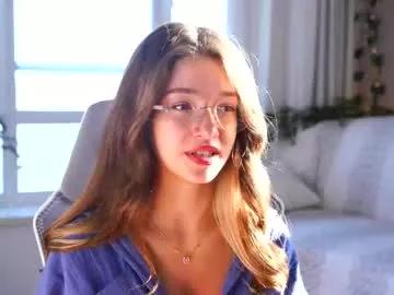 little_poetry from Chaturbate