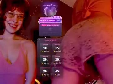 Girls and cam to cam: Watch as these sophisticated entertainers uncover their stunning costumes and curvaceous curves online!