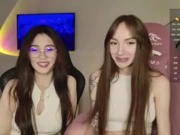 Girls and cam to cam: Watch as these sophisticated entertainers uncover their stunning costumes and curvaceous curves online!