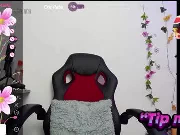 Miiaanddyllan webcams show profile image 