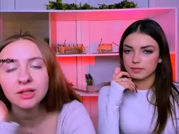 Girls and cam to cam: Watch as these sophisticated entertainers uncover their stunning costumes and curvaceous curves online!