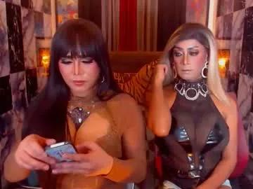 Girls and cam to cam: Watch as these sophisticated entertainers uncover their stunning costumes and curvaceous curves online!