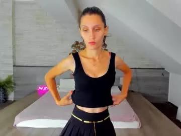 Girls and cam to cam: Watch as these sophisticated entertainers uncover their stunning costumes and curvaceous curves online!