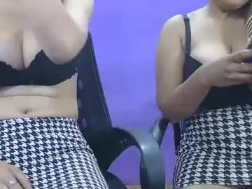 Girls and cam to cam: Watch as these sophisticated entertainers uncover their stunning costumes and curvaceous curves online!