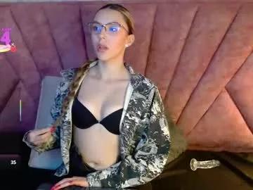 valentina_red18 from Chaturbate is Freechat