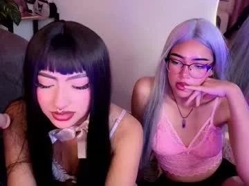 Girls and cam to cam: Watch as these sophisticated entertainers uncover their stunning costumes and curvaceous curves online!