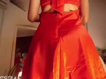 Girls and cam to cam: Watch as these sophisticated entertainers uncover their stunning costumes and curvaceous curves online!