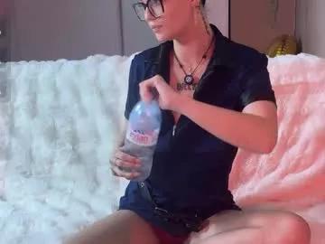 zoeythepinkmask from Chaturbate is Freechat