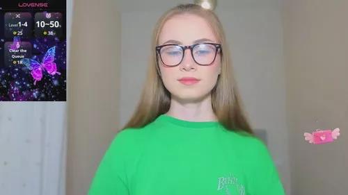 Photos of aminalux from Cherry is Freechat
