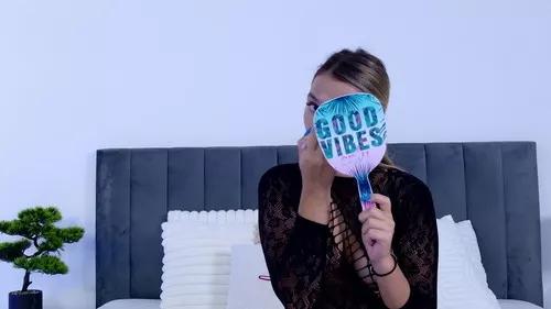 anniaann from Cherry is Freechat