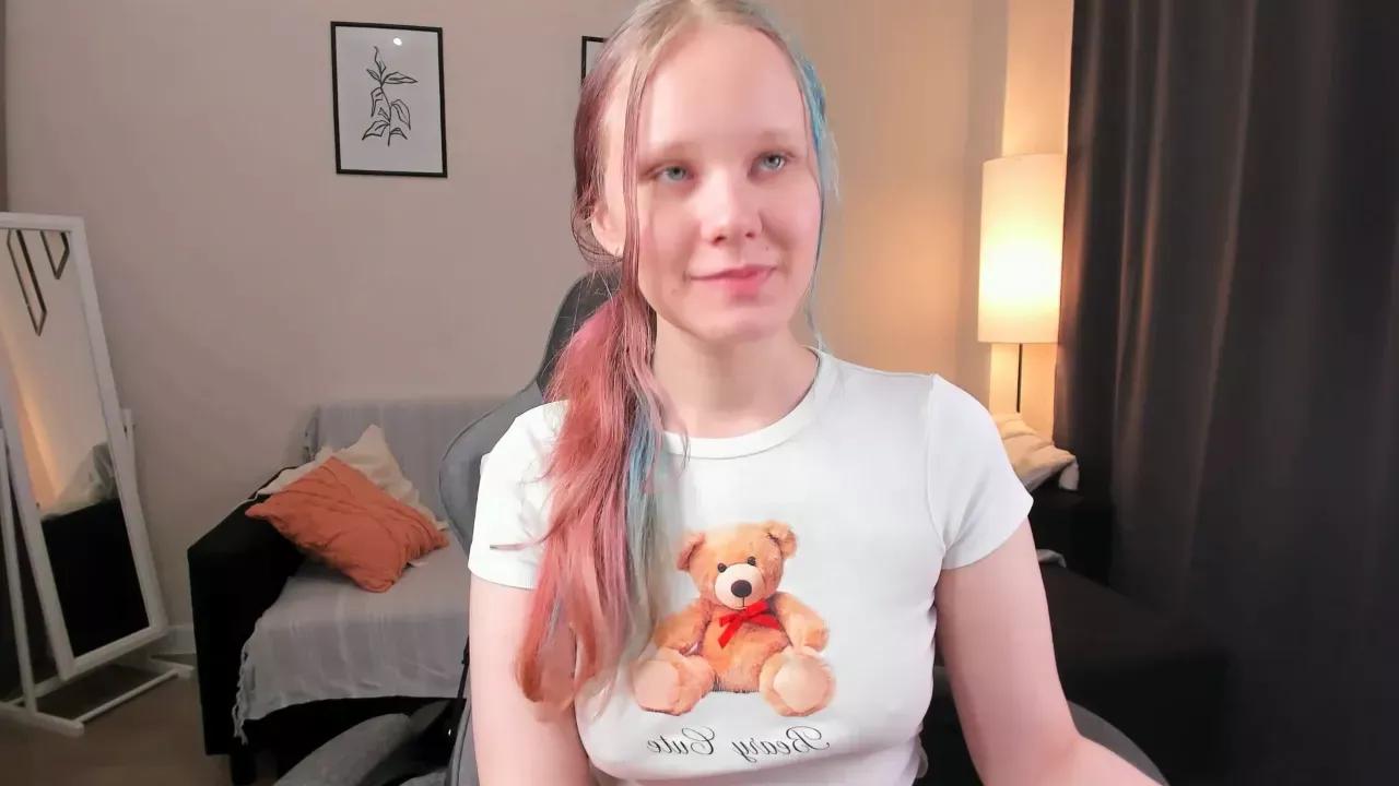 Photos of boostyboobs from Cherry is Freechat
