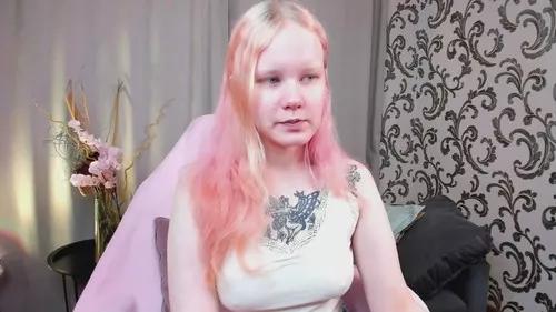 boostyboobs from Cherry is Freechat