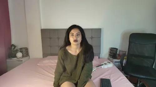 Photos of chloesanchez from Cherry is Freechat