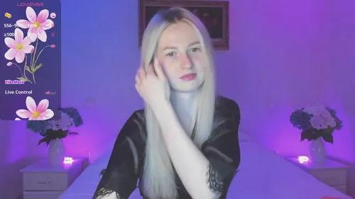 Photos of emilyshinex from Cherry is Freechat