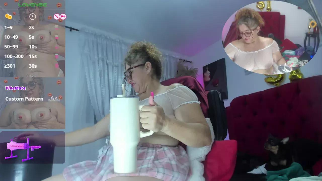 Girls and cam to cam: Watch as these sophisticated entertainers uncover their stunning costumes and curvaceous curves online!