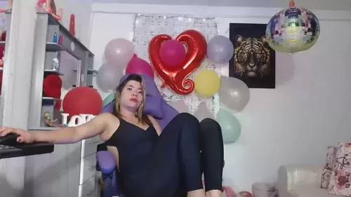 Girls and cam to cam: Watch as these sophisticated entertainers uncover their stunning costumes and curvaceous curves online!