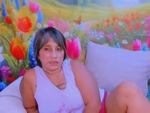 Photos of indianroxy from Cherry is Freechat